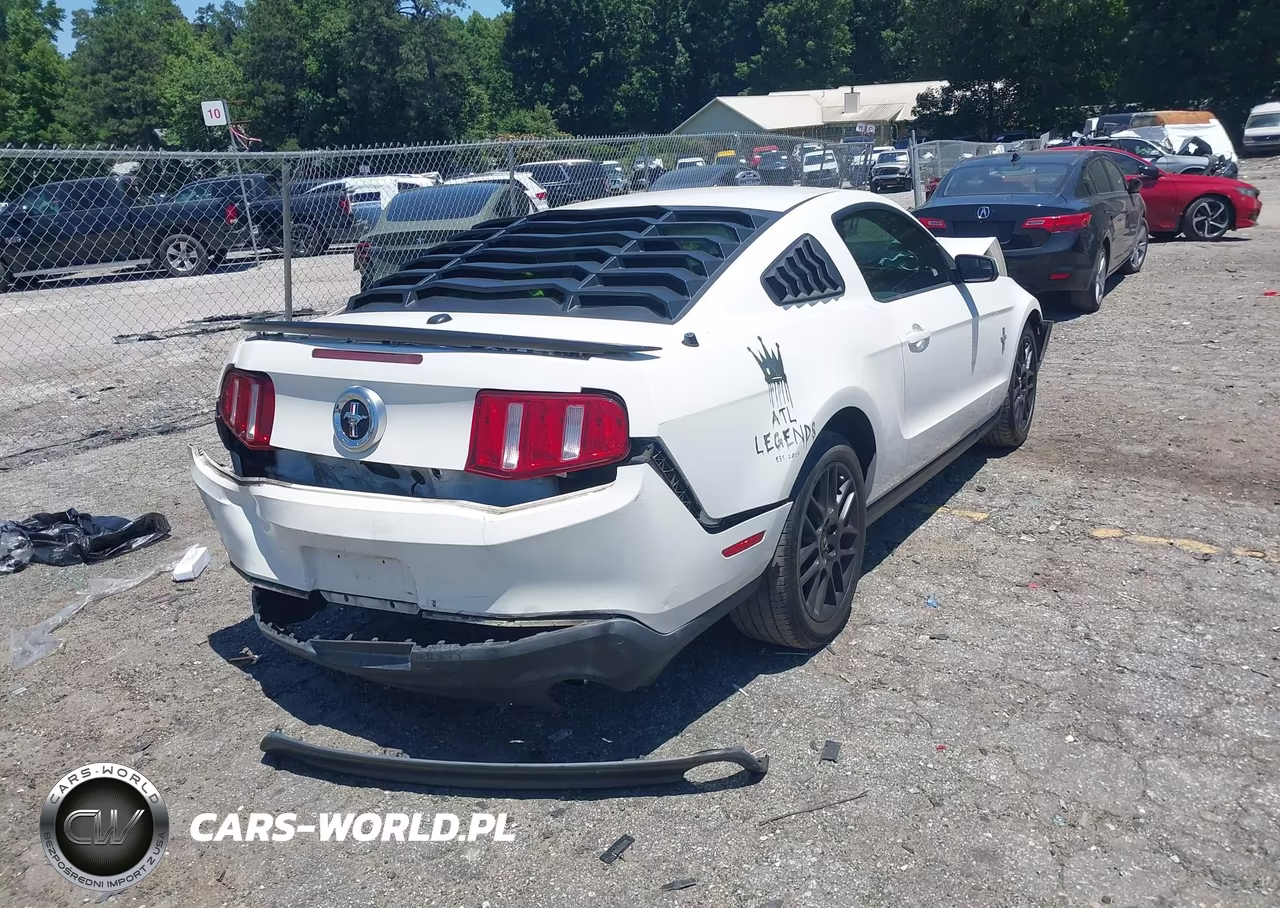 2012 Ford Mustang V6 Premium VIN:1ZVBP8AMXC5255246 - 4