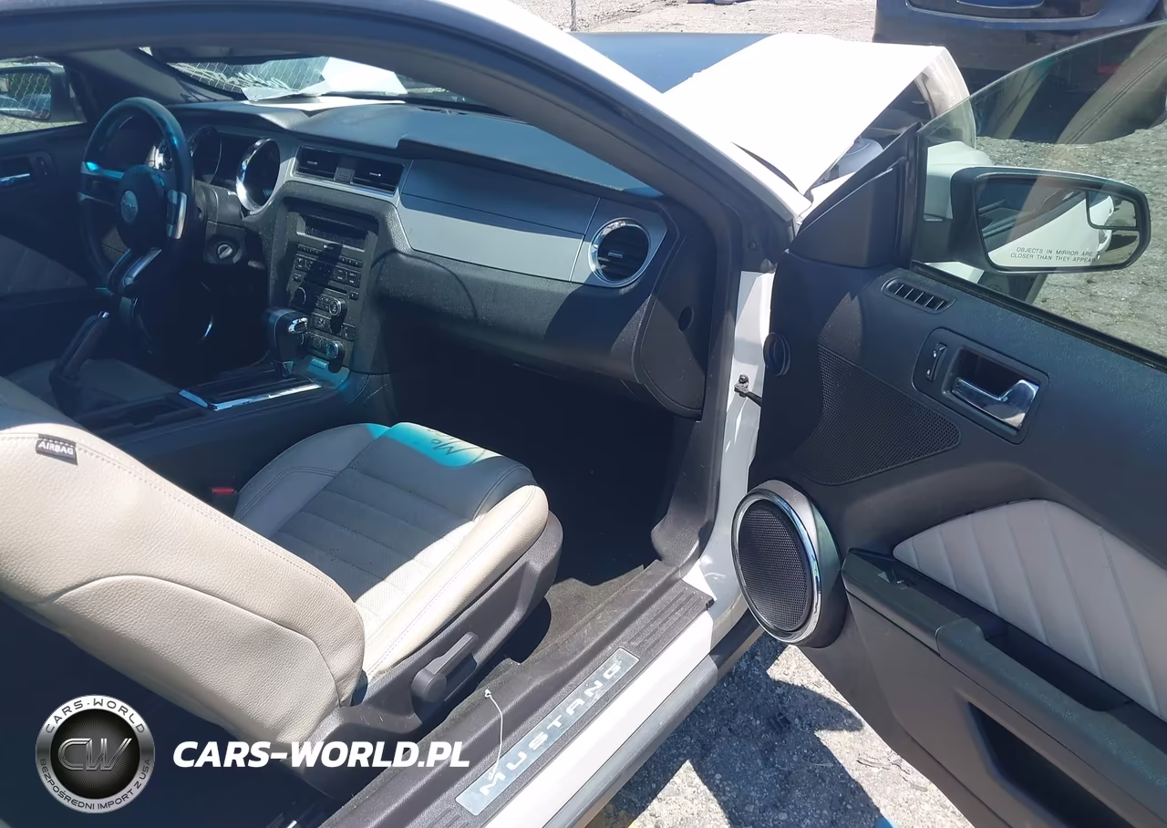 2012 Ford Mustang V6 Premium VIN:1ZVBP8AMXC5255246 - 5