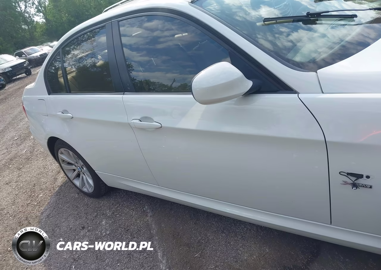 2011 BMW 328I xDrive VIN:WBAPK7G57BNN78683 - 13