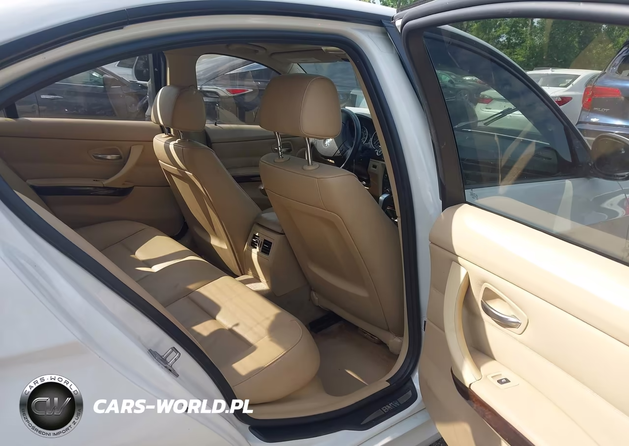 2011 BMW 328I xDrive VIN:WBAPK7G57BNN78683 - 8