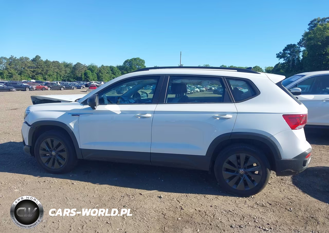2022 Volkswagen Taos 1.5T S VIN:3VVAX7B22NM074730 - 14