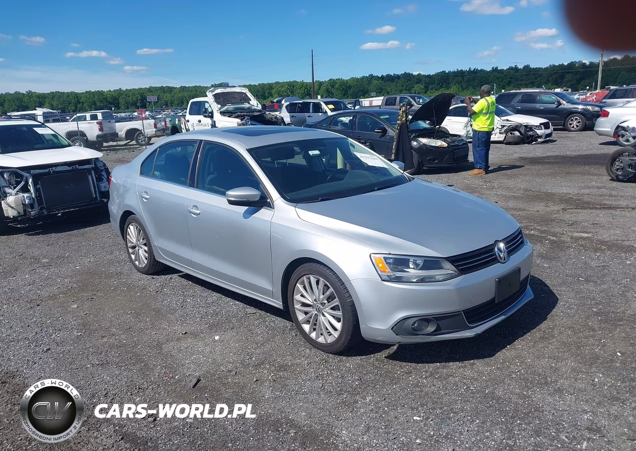 2011 Volkswagen Jetta 2.5L Sel – zdjęcie 1 z 11