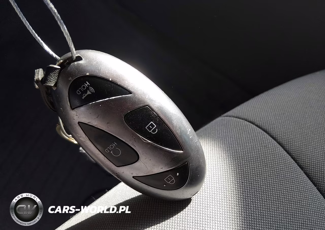 2025 Hyundai Elantra Sel Sport VIN:KMHLM4DG2SU040216 - 11