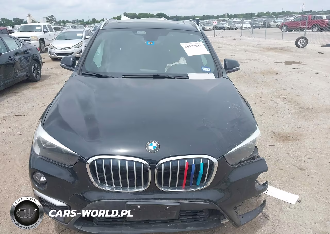 2018 BMW X1 Sdrive28I VIN:WBXHU7C37J5L05931 - 11