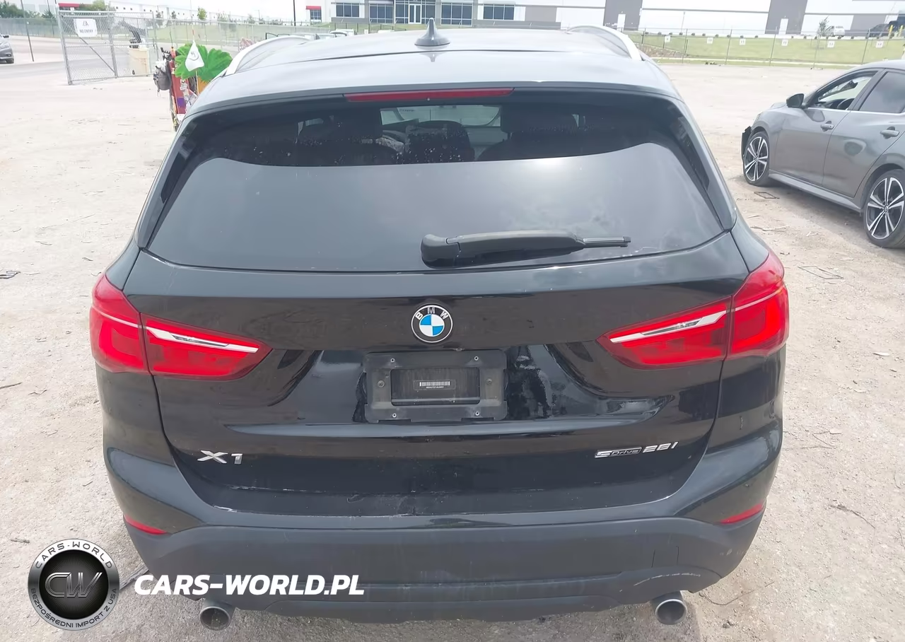 2018 BMW X1 Sdrive28I VIN:WBXHU7C37J5L05931 - 15