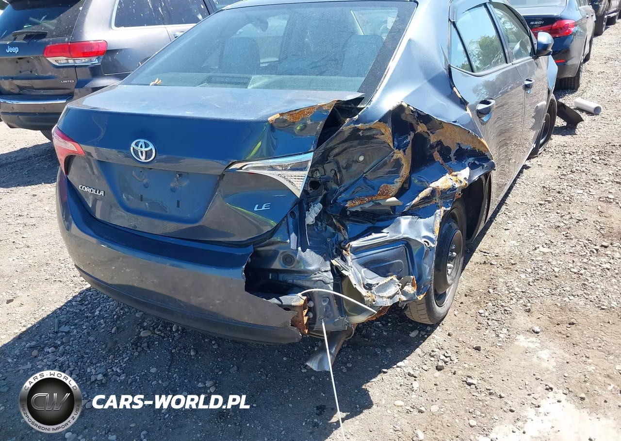 2017 Toyota Corolla Le VIN:2T1BURHE1HC878247 - 17