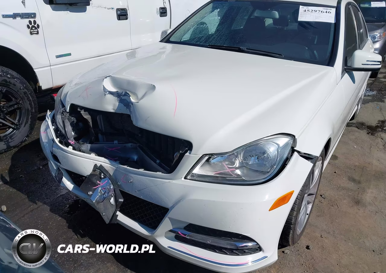 2012 Mercedes-Benz C 300 Luxury 4Matic-Sport 4Matic VIN:WDDGF8BB0CF910099 - 6