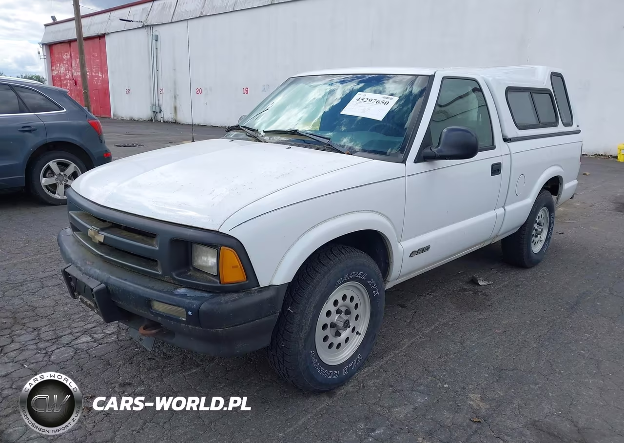 1996 Chevrolet S Truck S10 VIN:1GCDT14X8T8123444 - 2