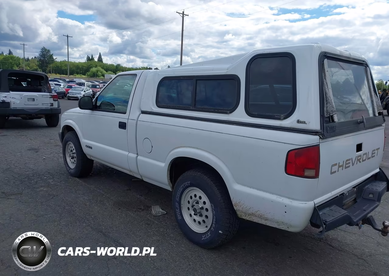 1996 Chevrolet S Truck S10 VIN:1GCDT14X8T8123444 - 3