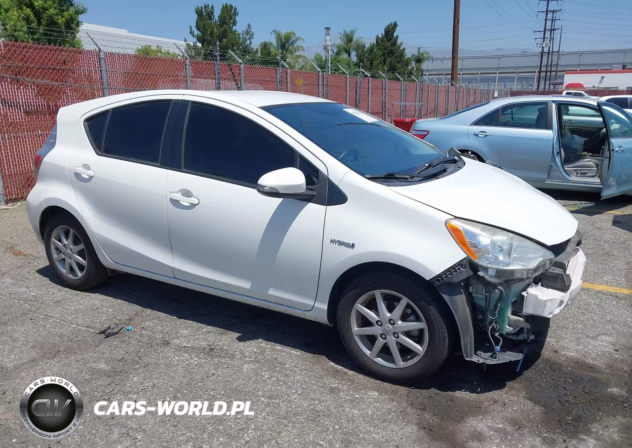 2012 Toyota Prius C Four – zdjęcie 1 z 17