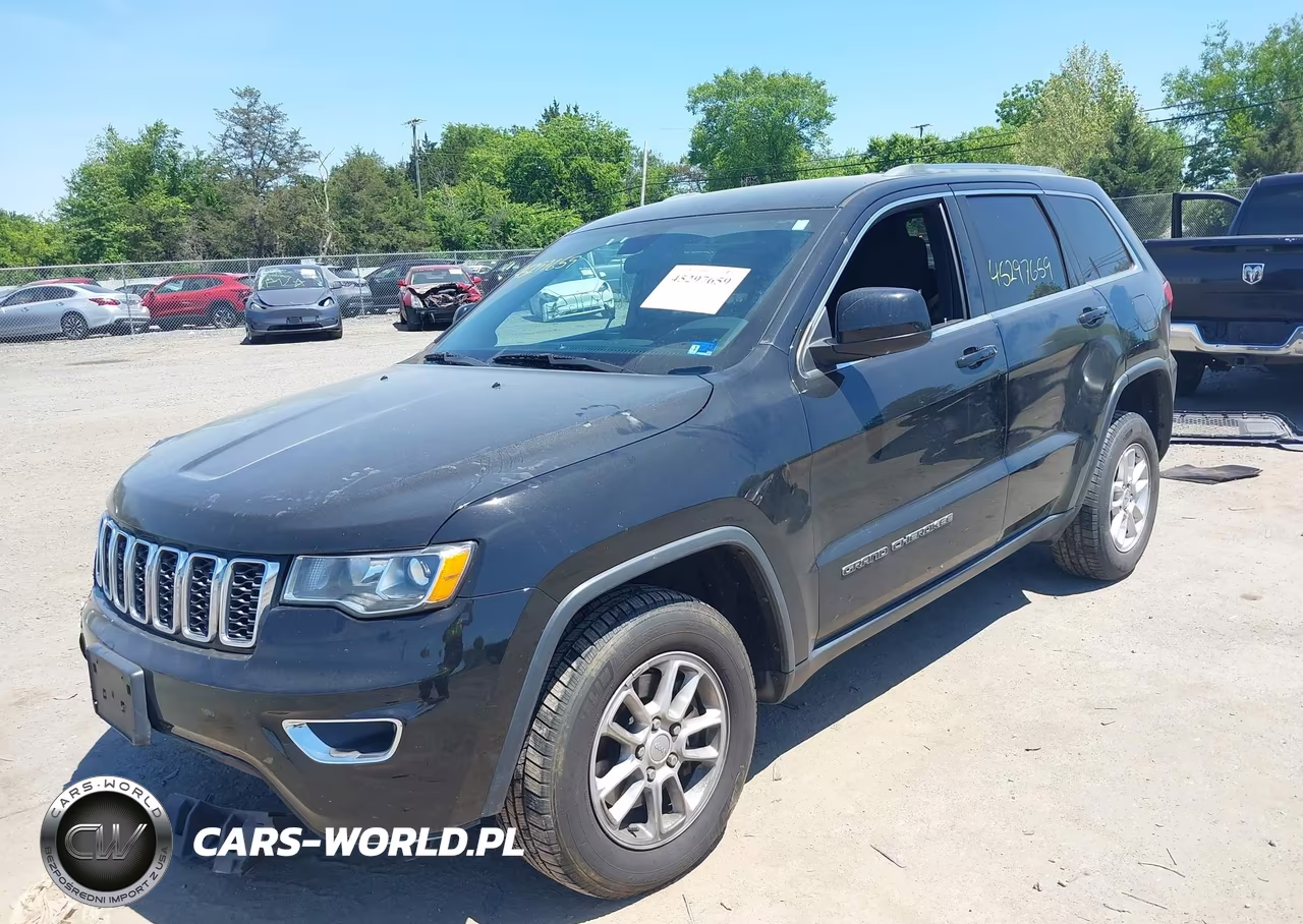 2018 Jeep Grand Cherokee Laredo E 4X4 VIN:1C4RJFAG4JC210765 - 2