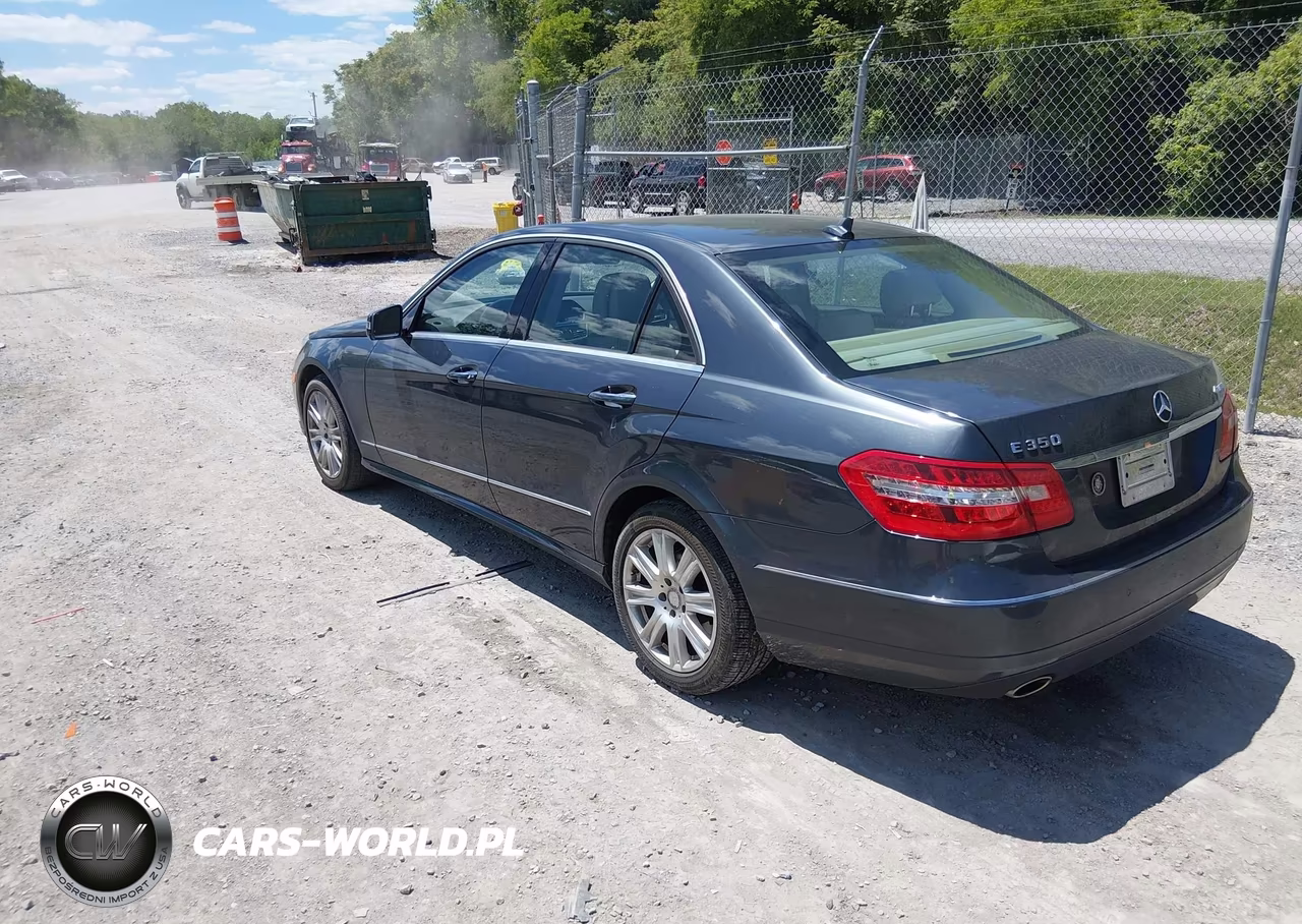 2013 Mercedes-Benz E 350 4Matic VIN:WDDHF8JBXDA713669 - 3