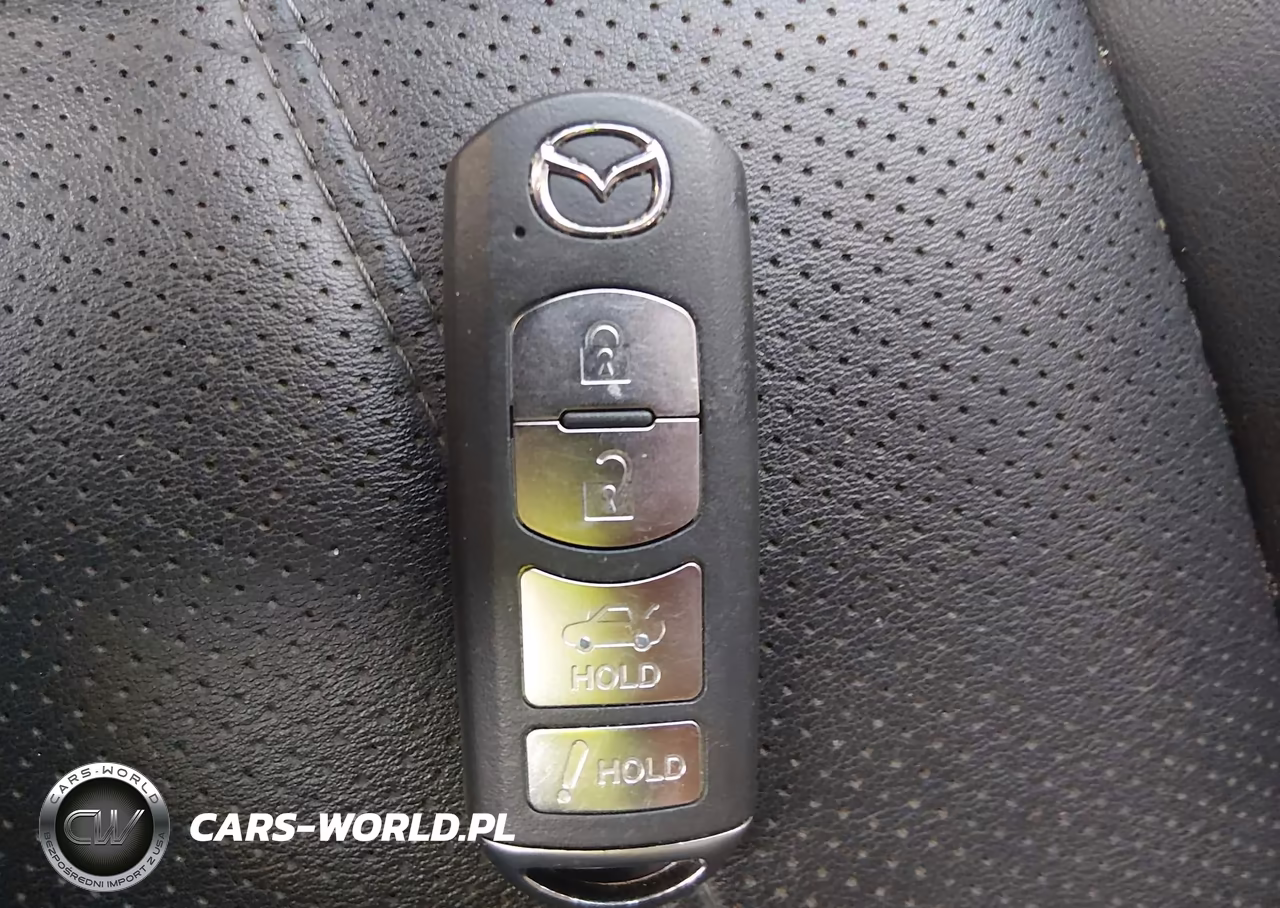 2018 Mazda Mazda6 Touring VIN:JM1GL1VM9J1329895 - 11