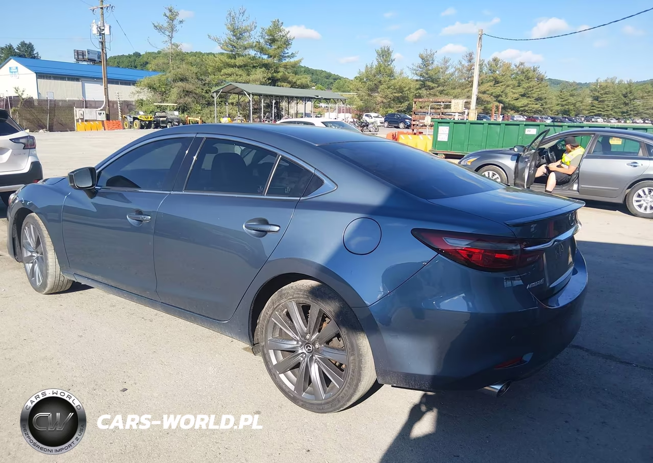 2018 Mazda Mazda6 Touring VIN:JM1GL1VM9J1329895 - 3