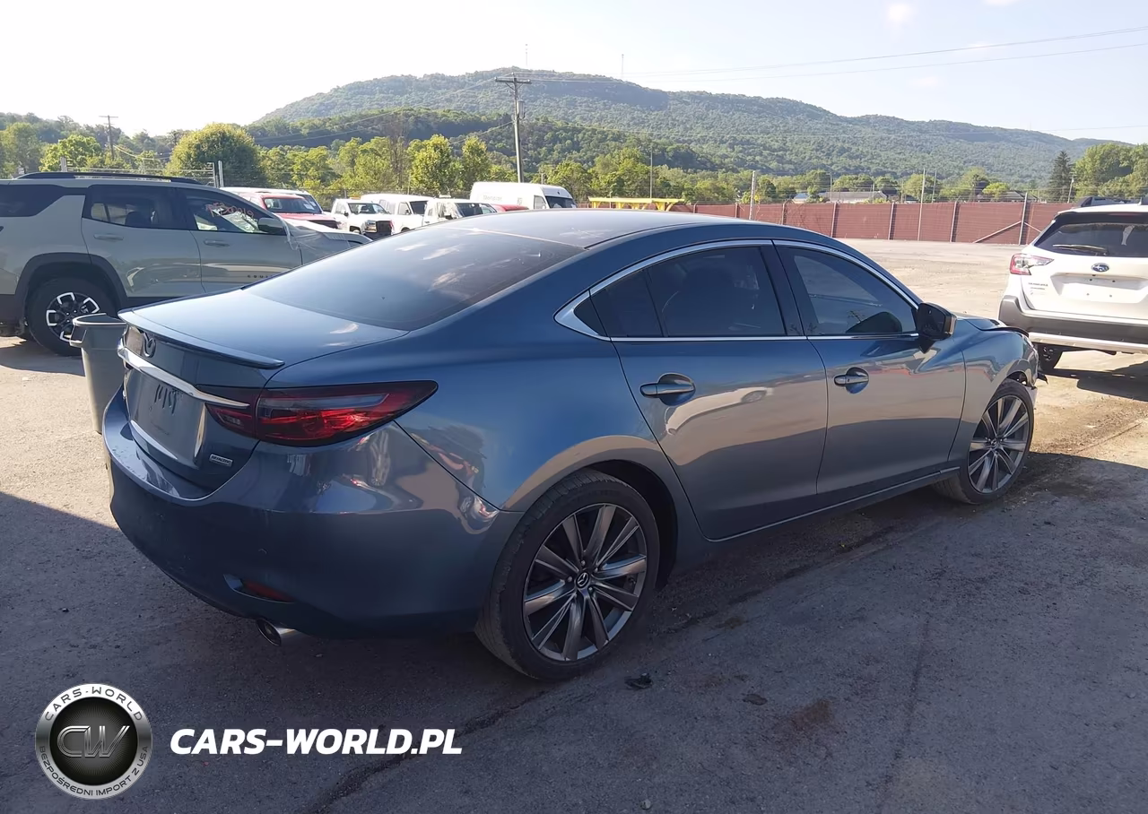2018 Mazda Mazda6 Touring VIN:JM1GL1VM9J1329895 - 4