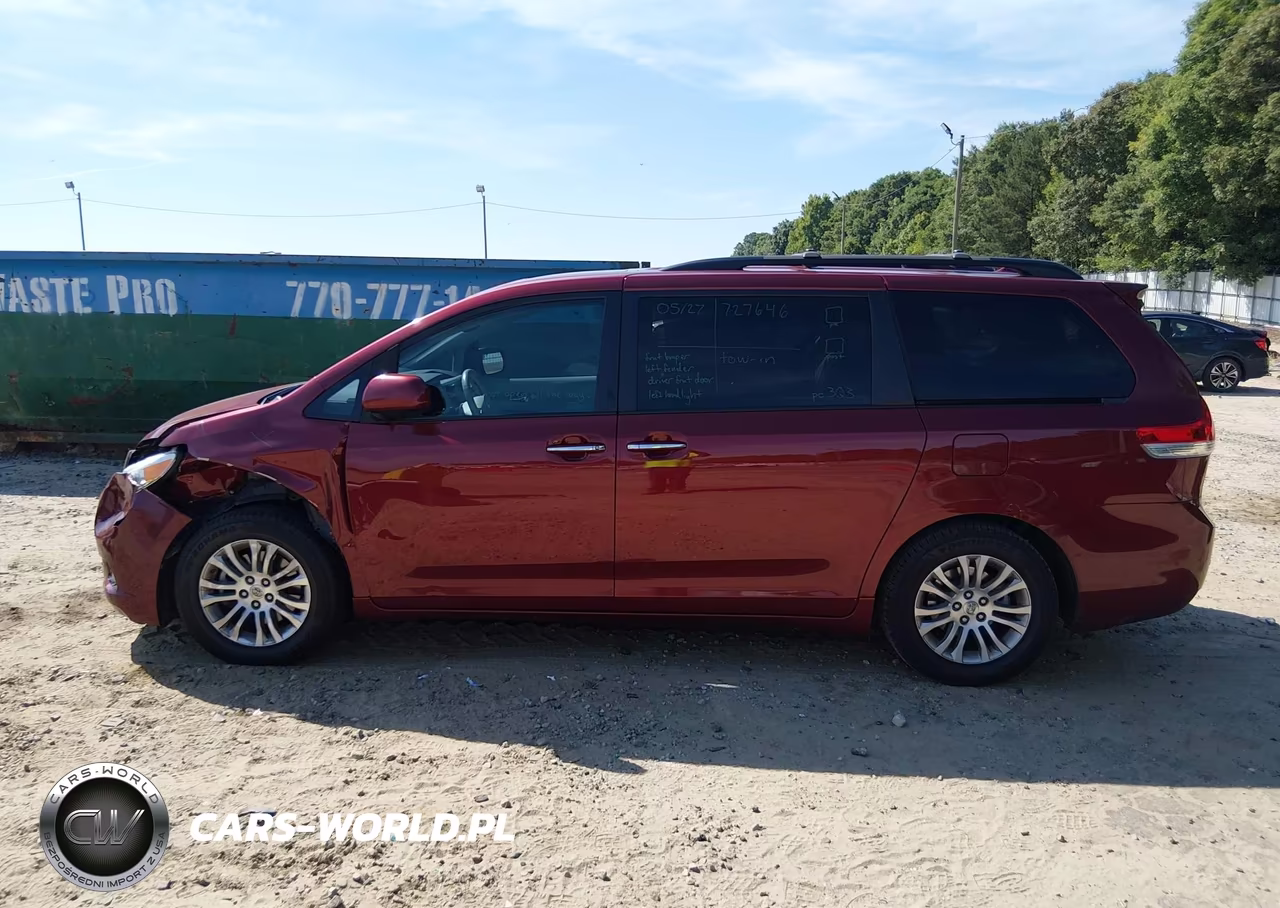 2013 Toyota Sienna Xle V6 8 Passenger VIN:5TDYK3DC1DS398101 - 14