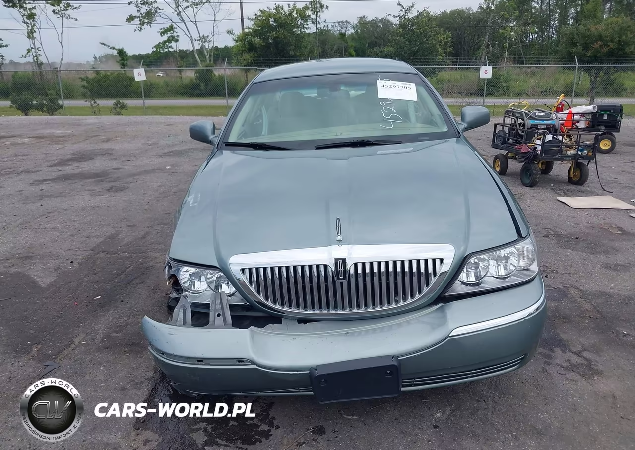 2006 Lincoln Town Car Signature VIN:1LNHM81V86Y645601 - 12