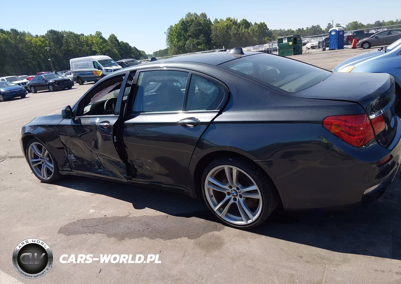 2010 BMW 750I VIN:WBAKA8C51ACY35677 - 14