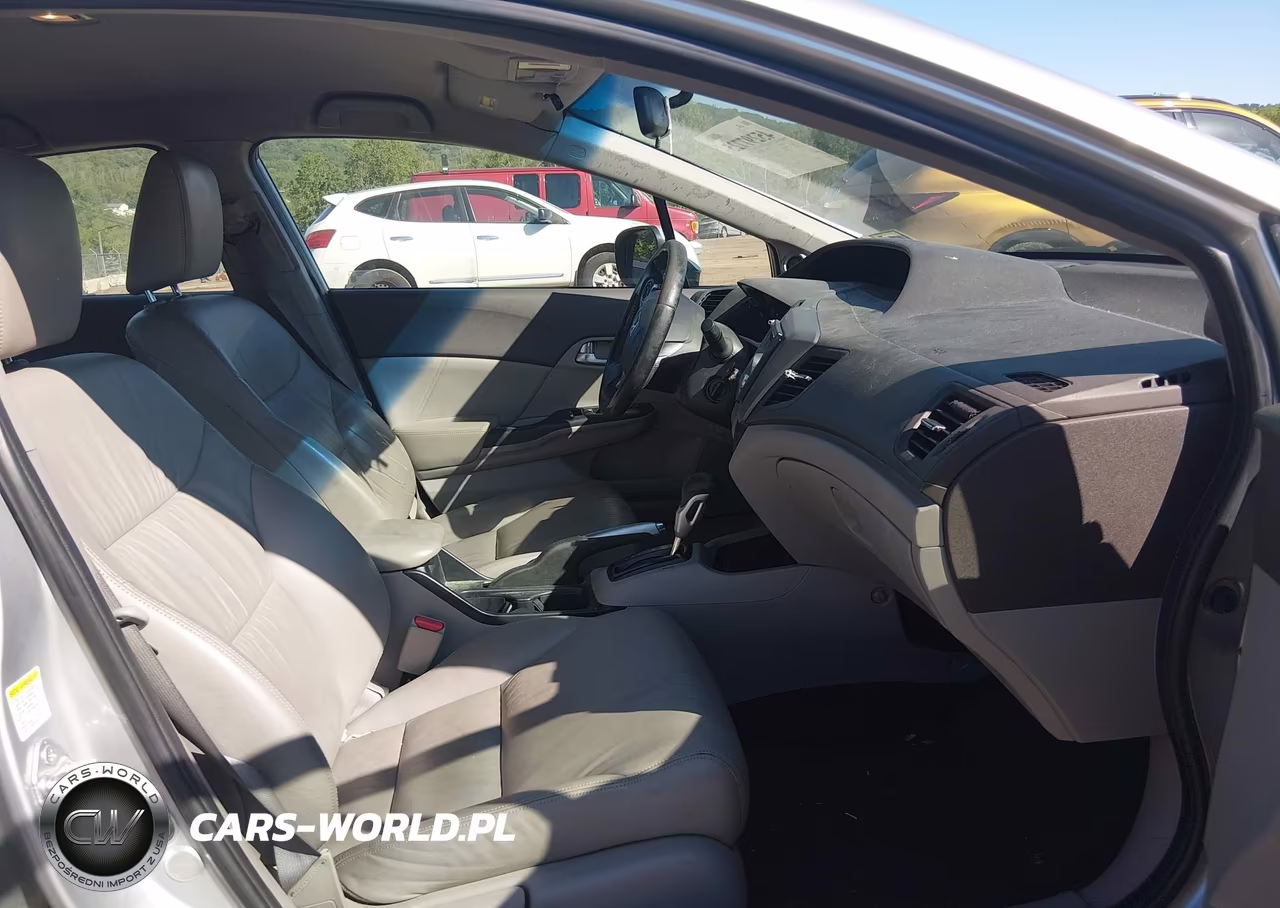 2012 Honda Civic Hybrid VIN:JHMFB4F3XCS003430 - 5