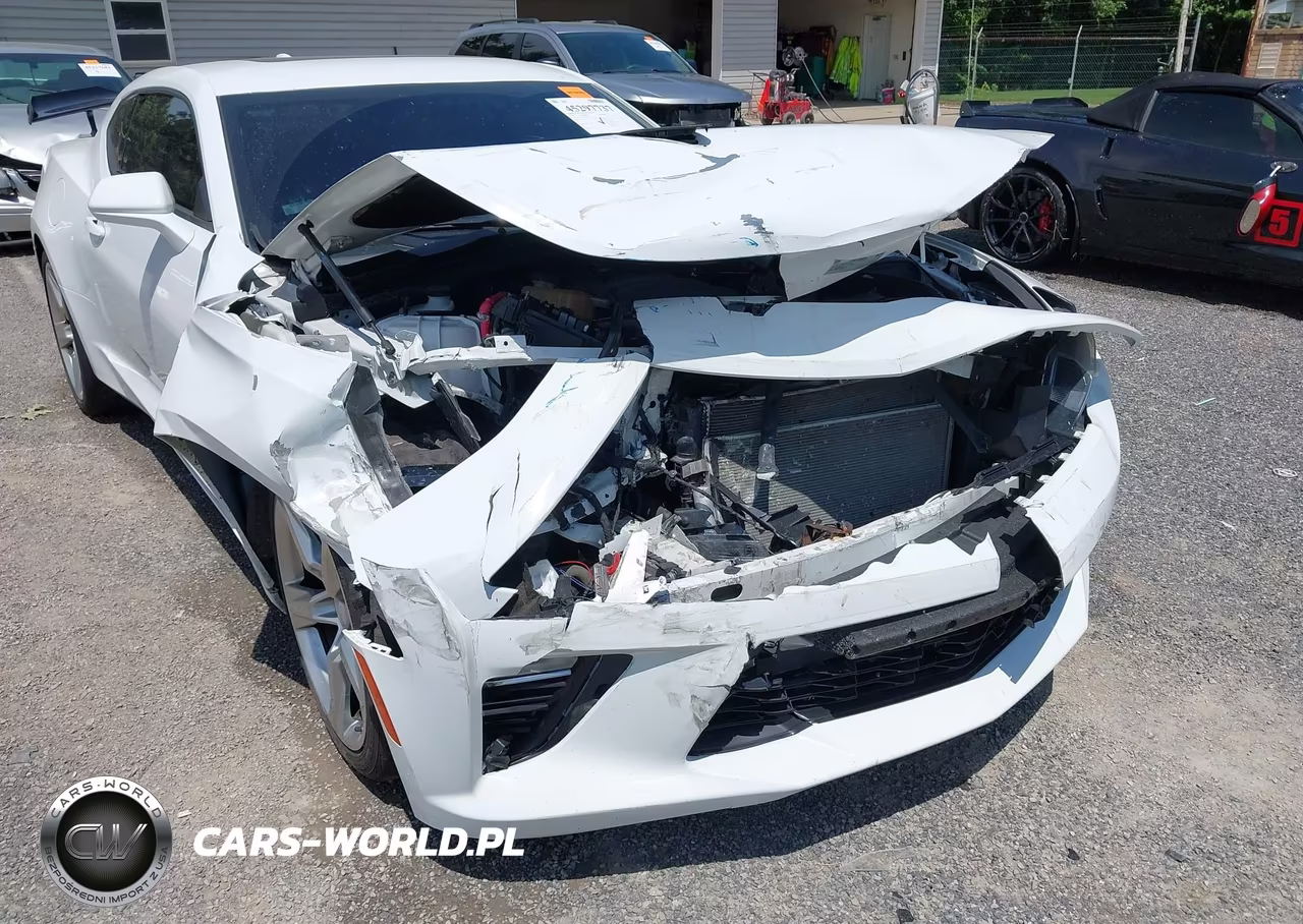 2018 Chevrolet Camaro 2Ss VIN:1G1FH1R70J0153870 - 17