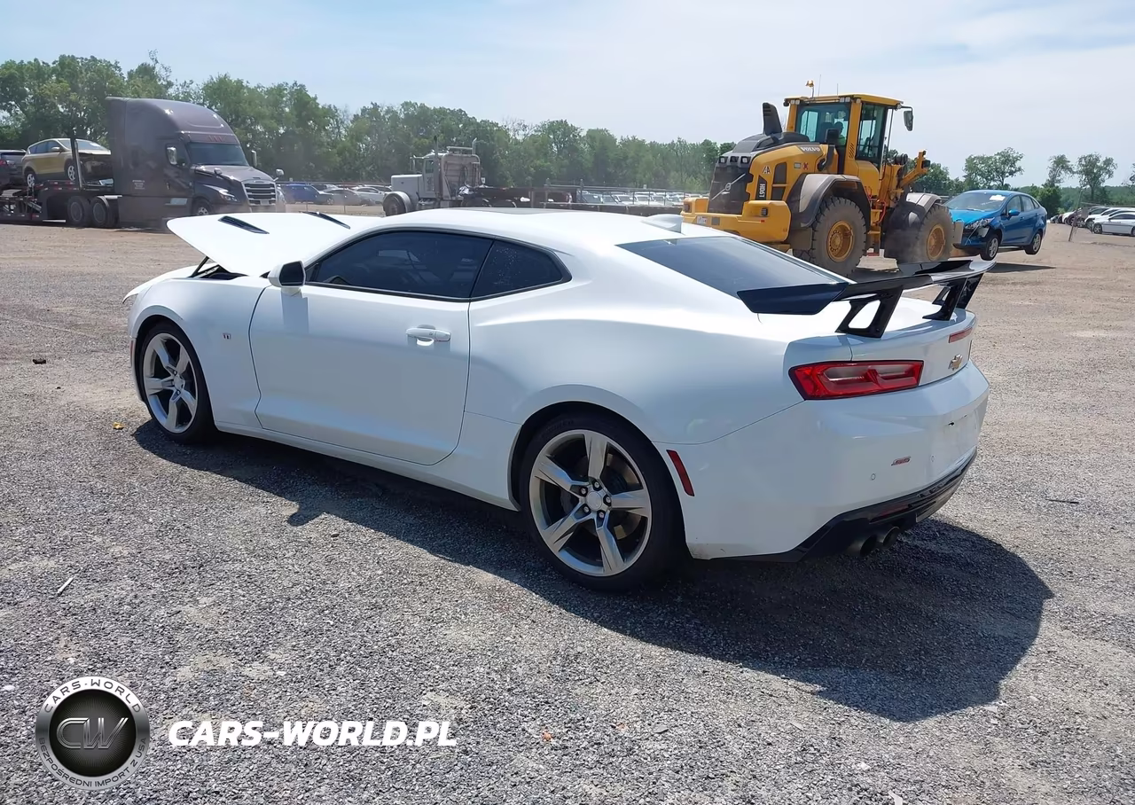 2018 Chevrolet Camaro 2Ss VIN:1G1FH1R70J0153870 - 3