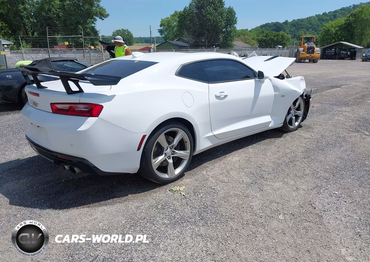 2018 Chevrolet Camaro 2Ss VIN:1G1FH1R70J0153870 - 4