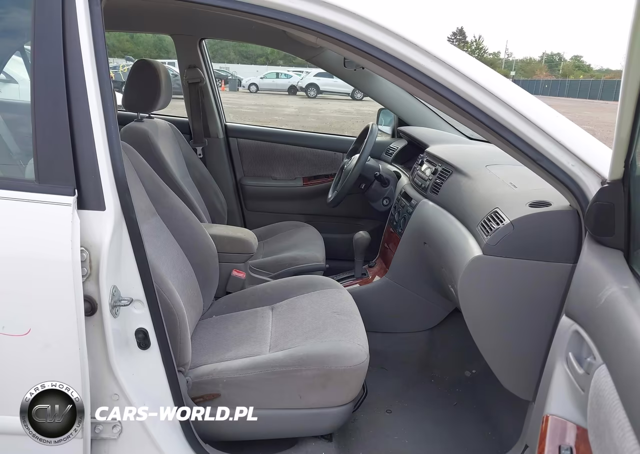 2005 Toyota Corolla Le VIN:1NXBR32E95Z484710 - 5