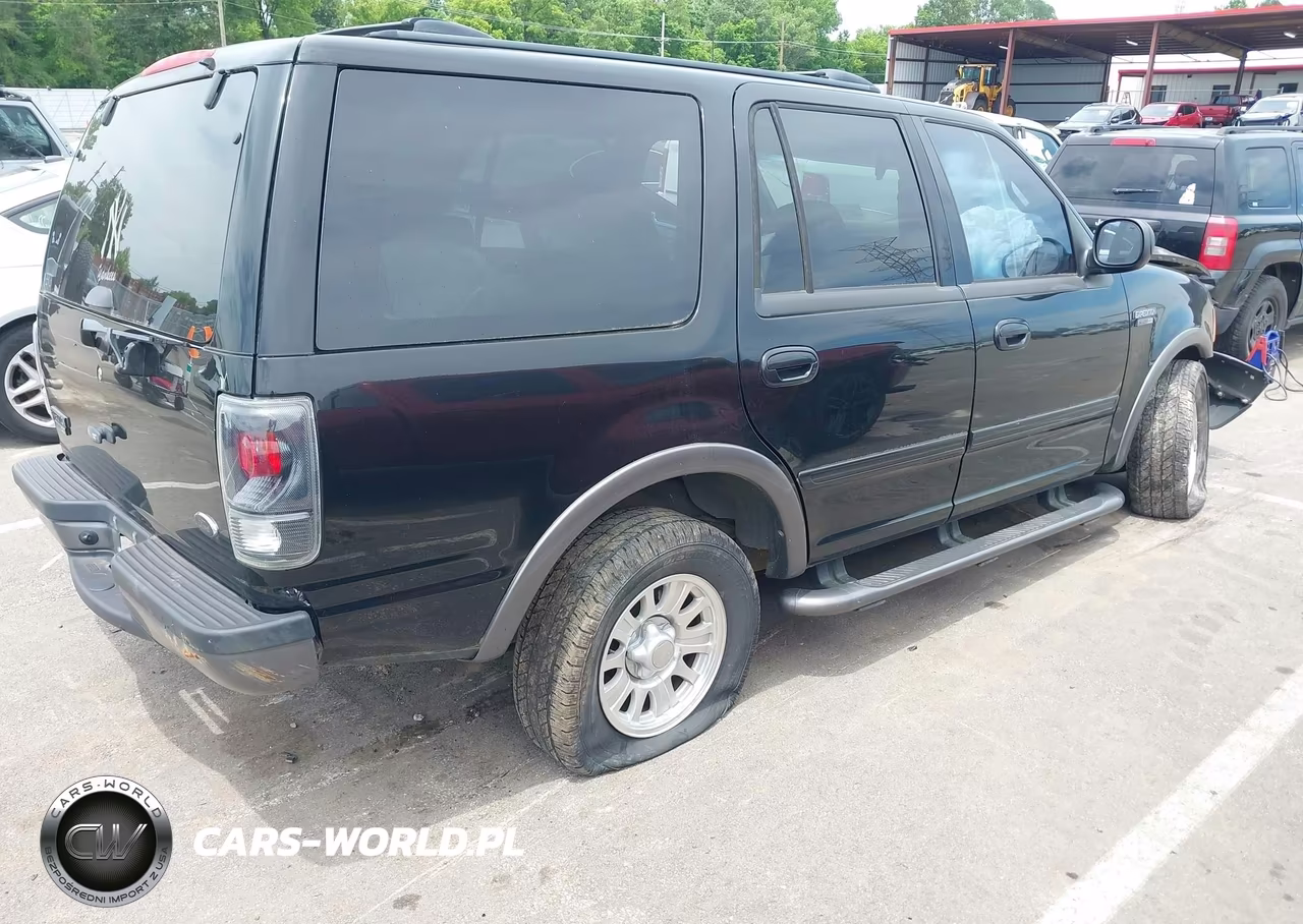 2002 Ford Expedition Xlt VIN:1FMRU15L32LA95851 - 4