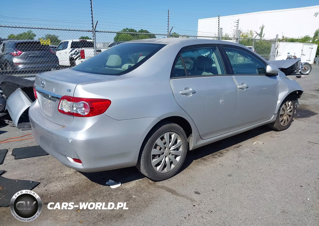 2012 Toyota Corolla Le VIN:2T1BU4EE2CC837240 - 4
