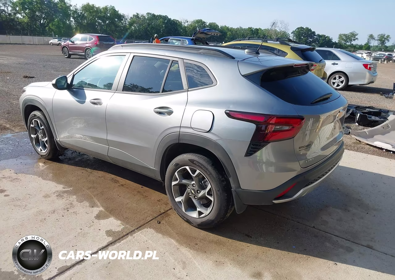2025 Chevrolet Trax Fwd Lt VIN:KL77LHEP4SC318826 - 3