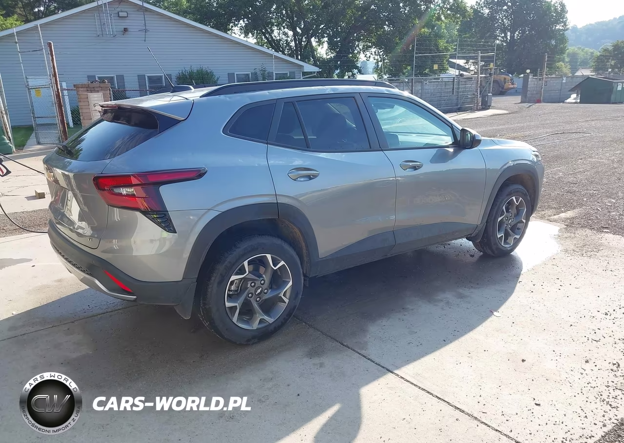 2025 Chevrolet Trax Fwd Lt VIN:KL77LHEP4SC318826 - 4