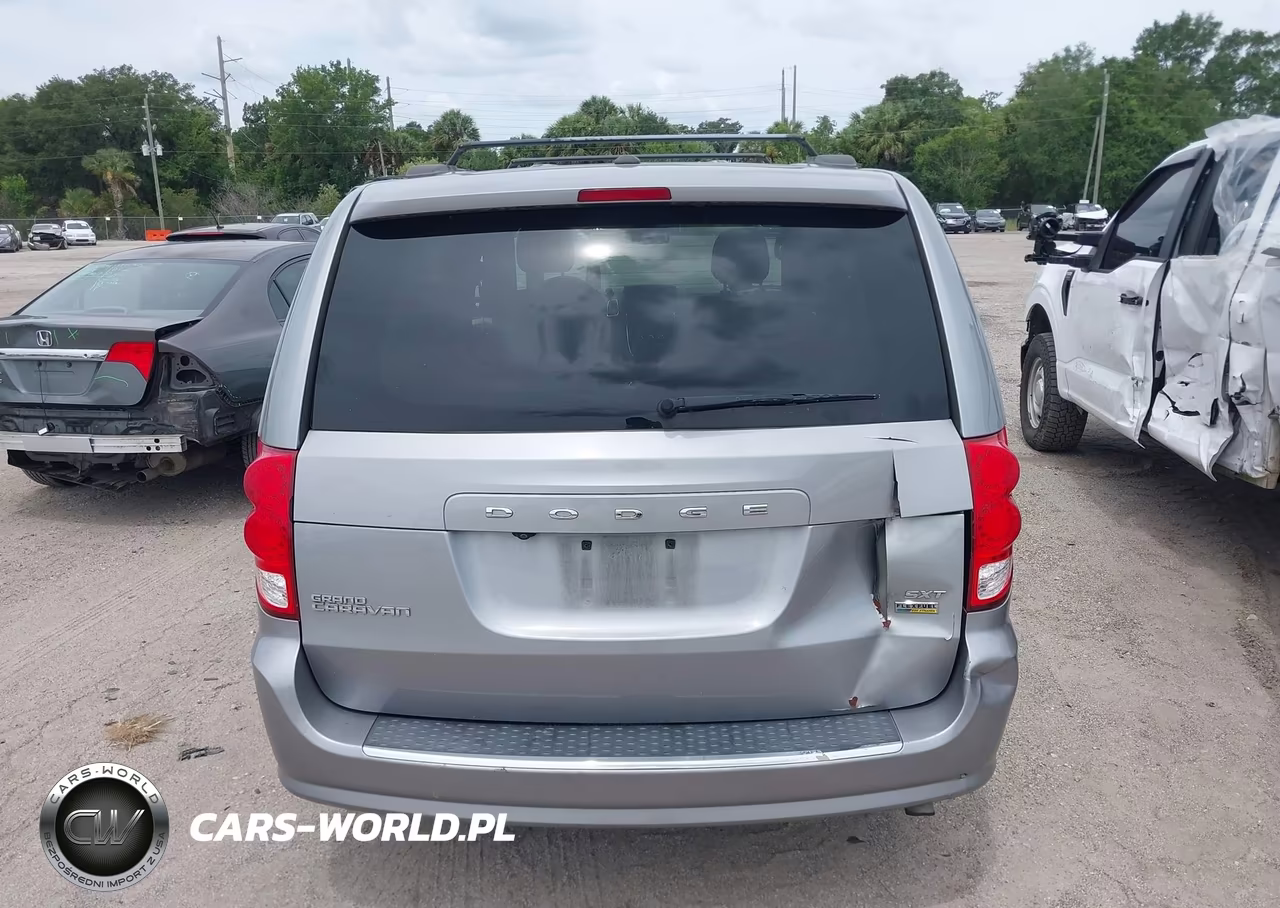 2019 Dodge Grand Caravan Sxt VIN:2C4RDGCG8KR691350 - 17