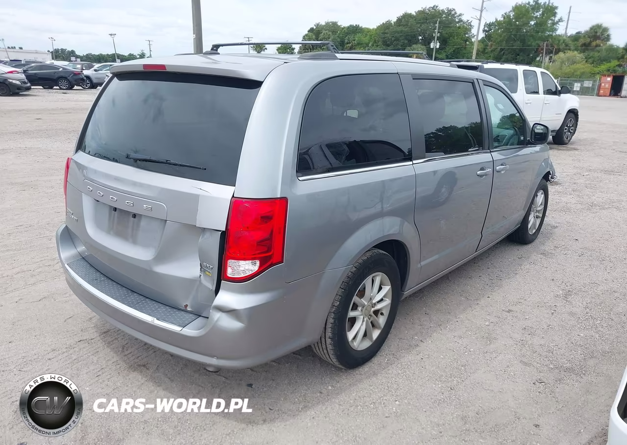 2019 Dodge Grand Caravan Sxt VIN:2C4RDGCG8KR691350 - 4