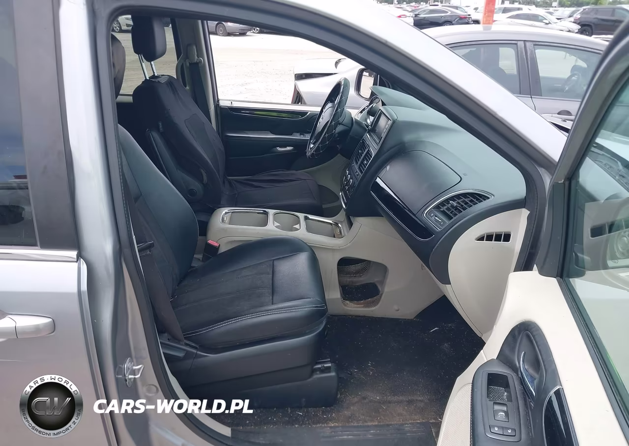 2019 Dodge Grand Caravan Sxt VIN:2C4RDGCG8KR691350 - 5