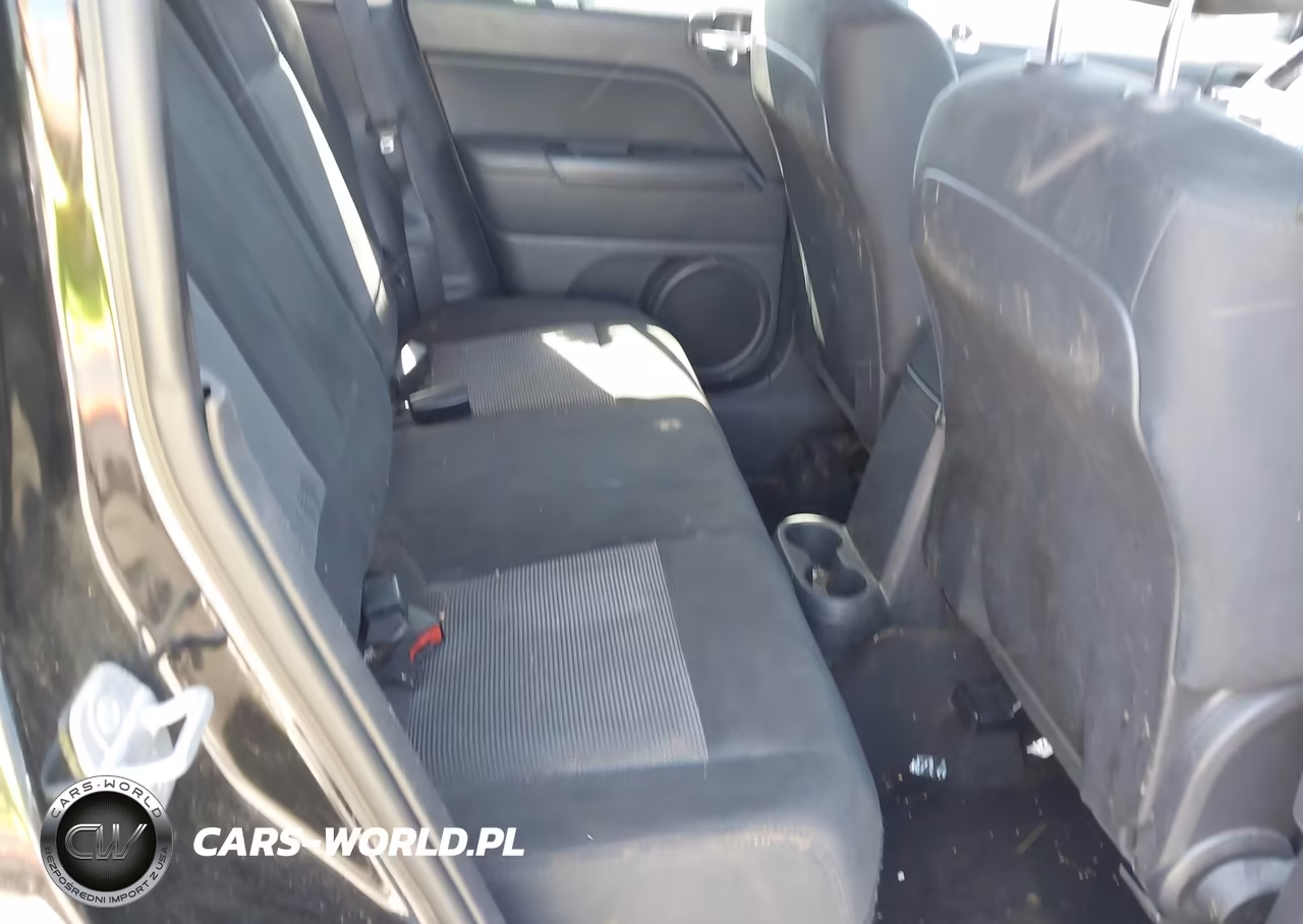 2014 Jeep Patriot Latitude VIN:1C4NJRFB5ED588347 - 8