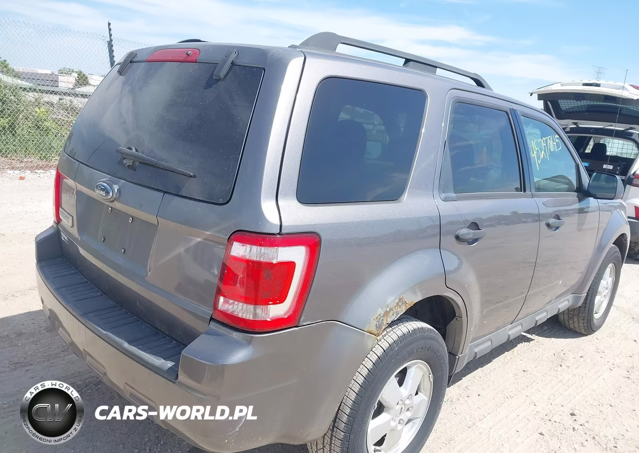 2009 Ford Escape Xlt VIN:1FMCU03G79KC21022 - 4