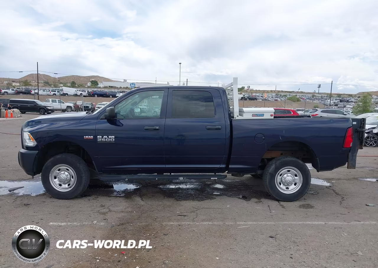 2014 Ram 2500 Tradesman VIN:3C6TR5CT3EG260652 - 14