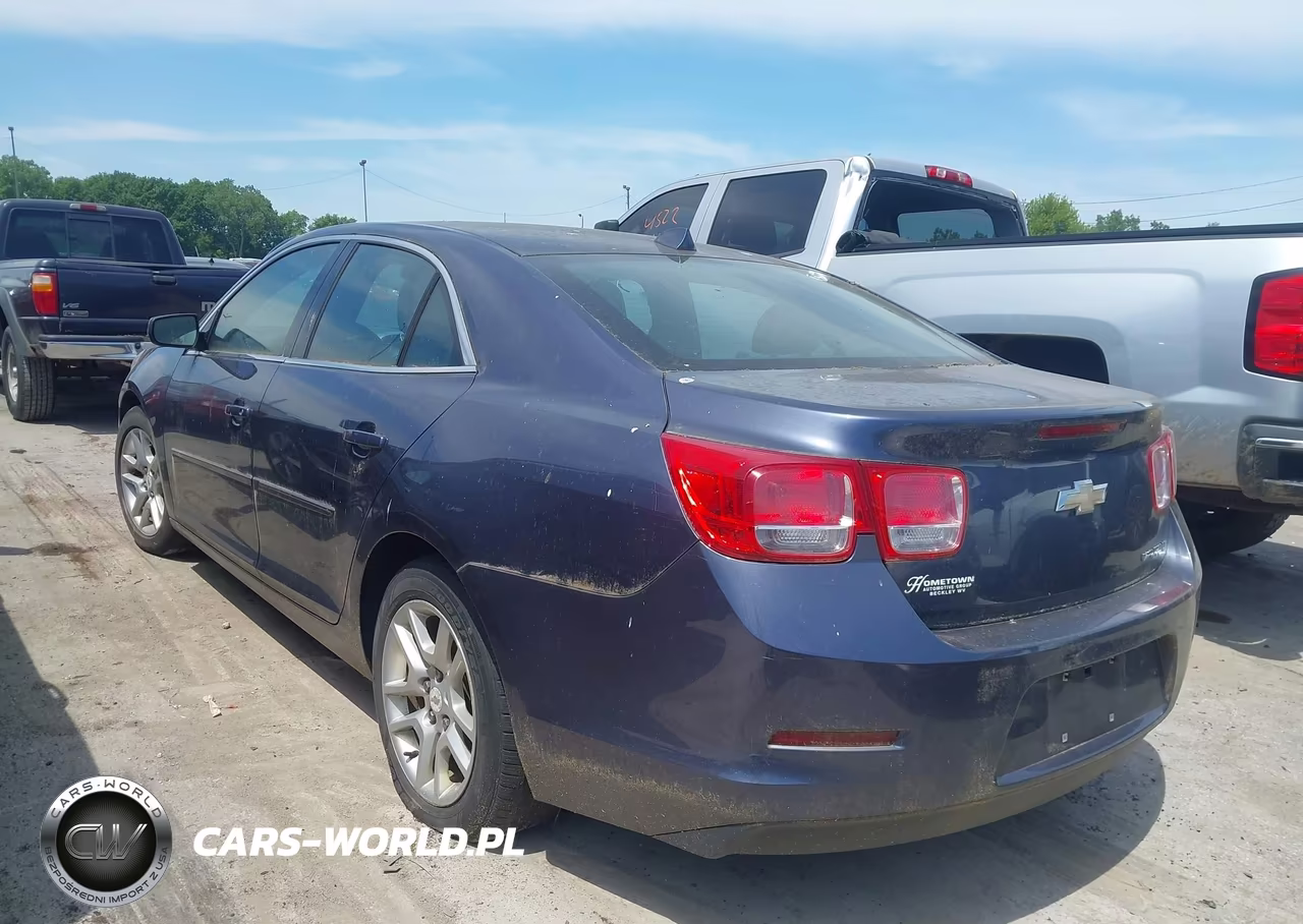 2013 Chevrolet Malibu 1Lt VIN:1G11C5SA5DF327827 - 3