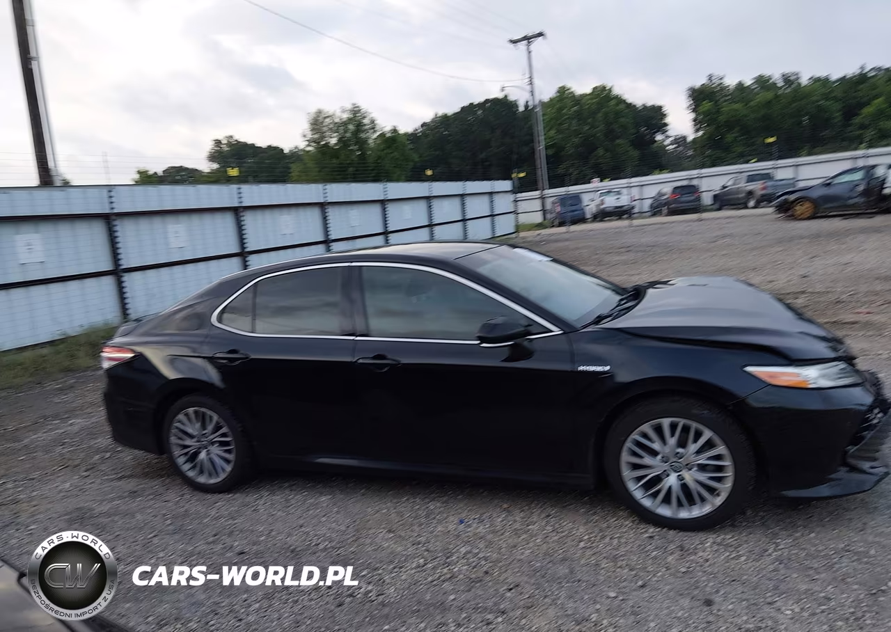 2018 Toyota Camry Hybrid Xle VIN:4T1B21HK2JU002692 - 13