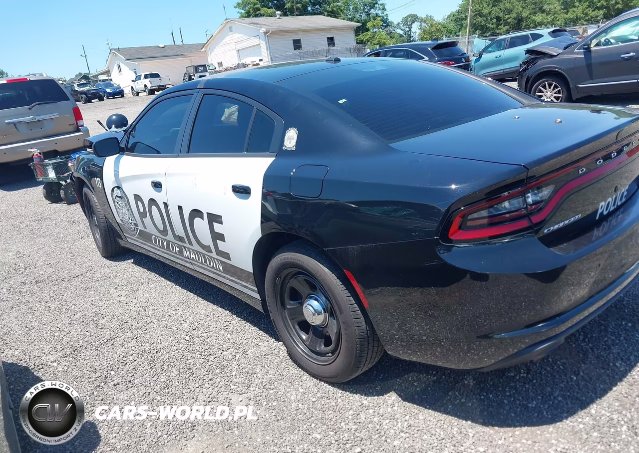 2023 Dodge Charger Police VIN:2C3CDXAT1PH673053 - 3