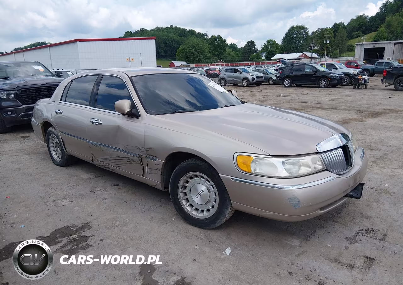 1998 Lincoln Town Car Executive