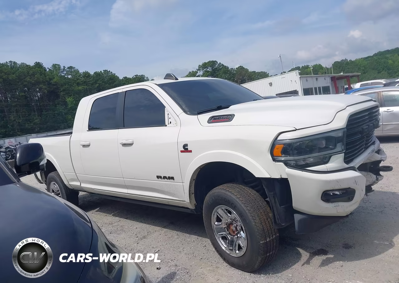 2020 Ram 2500 Laramie 4X4 6'4 Box VIN:3C6UR5NL5LG174368 - 13