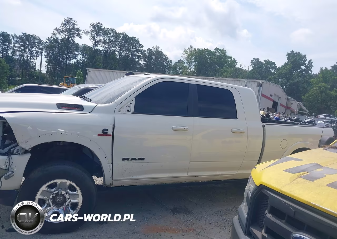 2020 Ram 2500 Laramie 4X4 6'4 Box VIN:3C6UR5NL5LG174368 - 14