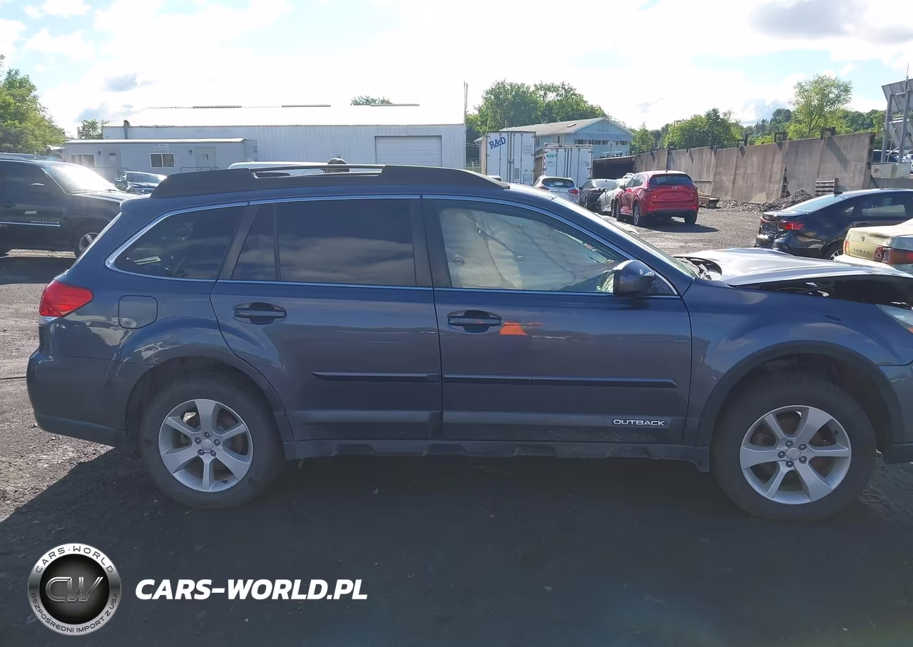 2014 Subaru Outback 2.5I Premium VIN:4S4BRBECXE3243989 - 13