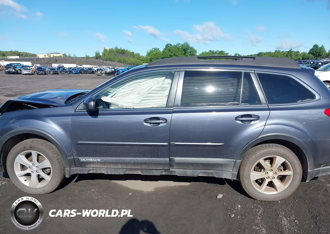 2014 Subaru Outback 2.5I Premium VIN:4S4BRBECXE3243989 - 14