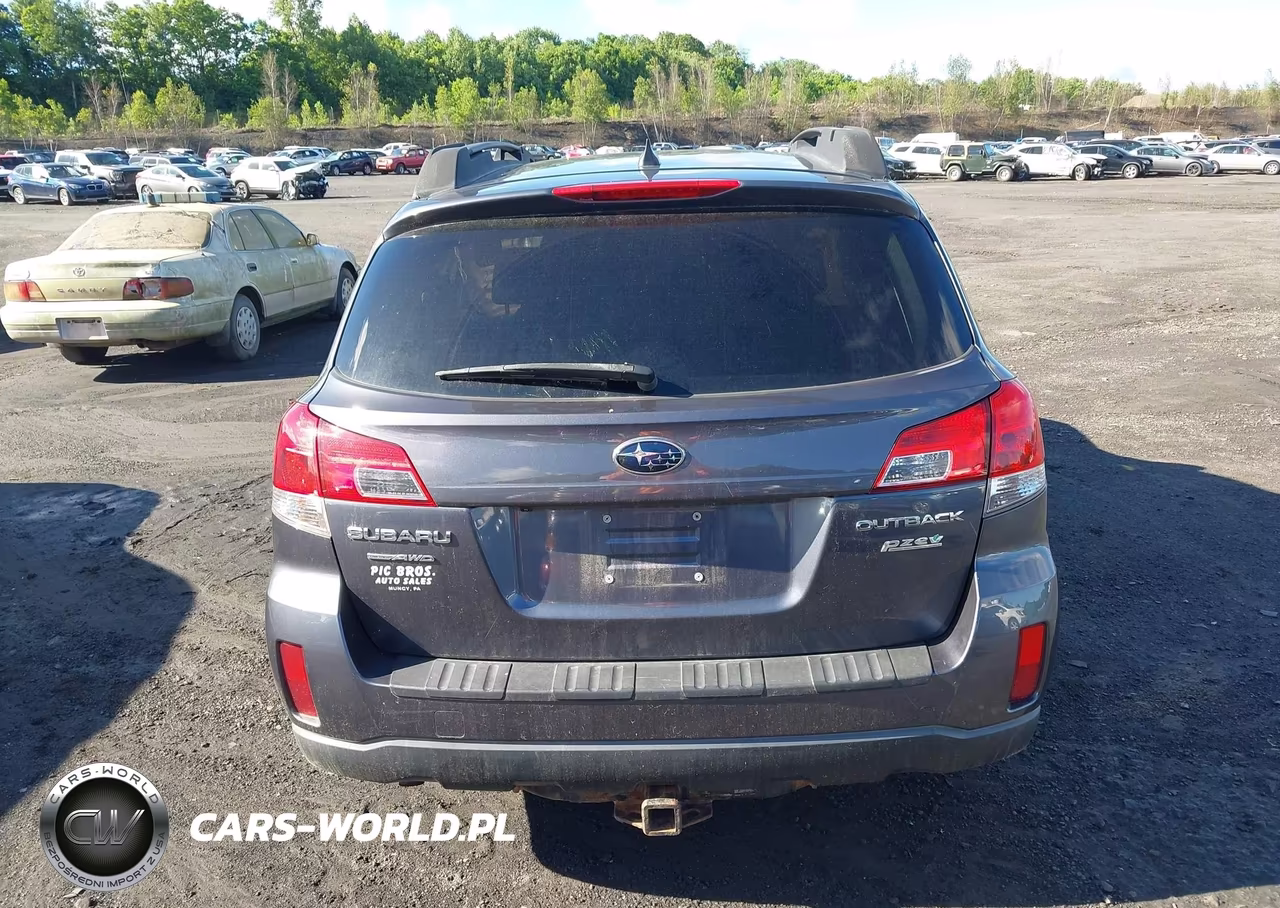 2014 Subaru Outback 2.5I Premium VIN:4S4BRBECXE3243989 - 16