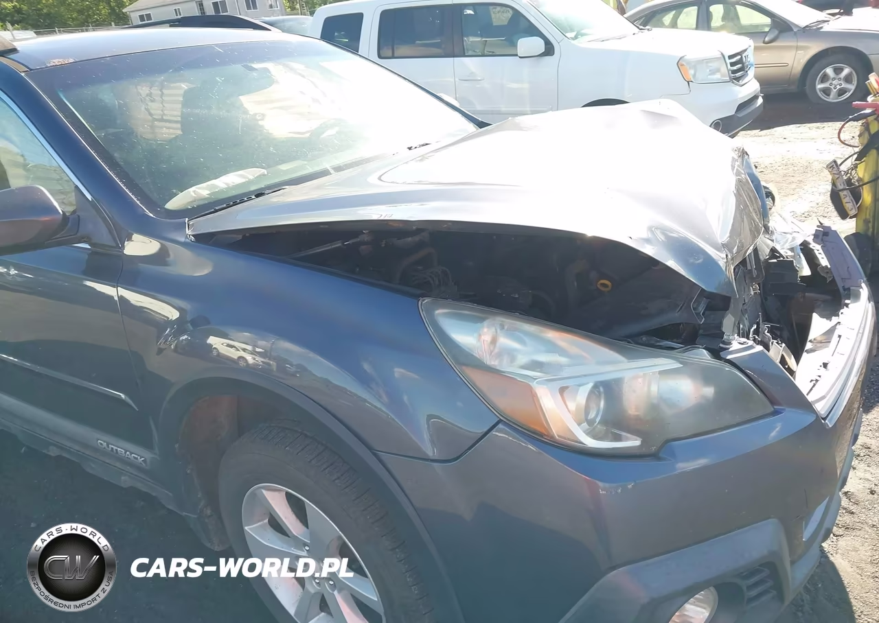 2014 Subaru Outback 2.5I Premium VIN:4S4BRBECXE3243989 - 18