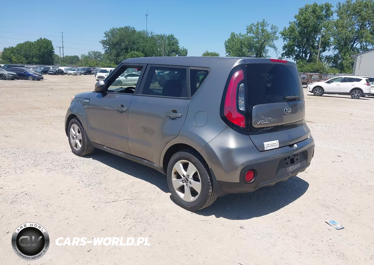 2018 Kia Soul VIN:KNDJN2A26J7555058 - 3