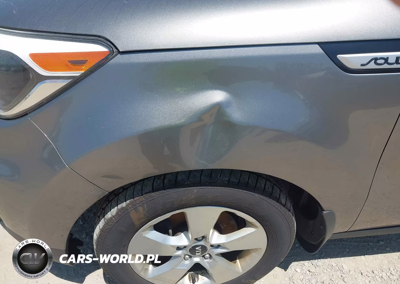 2018 Kia Soul VIN:KNDJN2A26J7555058 - 6