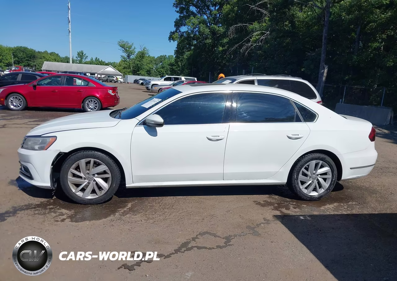 2018 Volkswagen Passat 2.0T Se VIN:1VWBA7A35JC002959 - 14